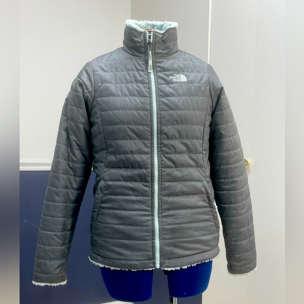 The North Face Girls XL light grey/turquoise Jacket